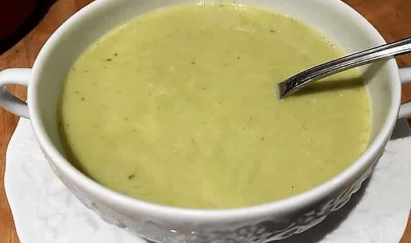 Jamie Oliver's Lettuce Soup: Creamy, Healthy & Flavorful